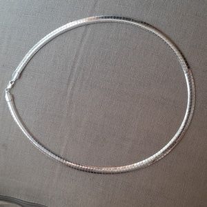 Silver chain 16in